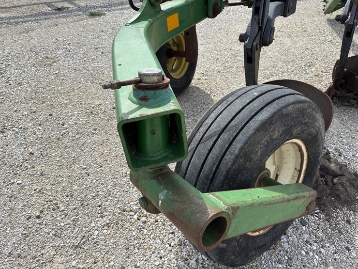 john-deere-3710-image-7