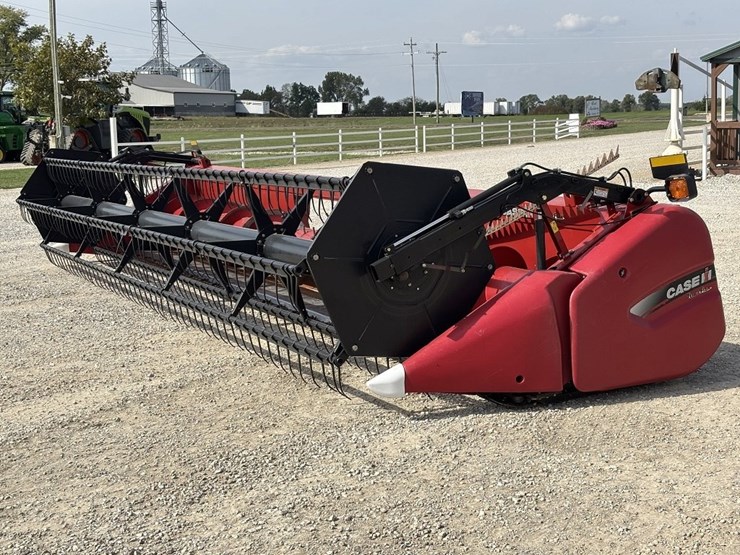 case-ih-3020-image-1