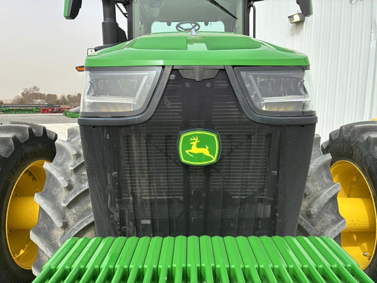 john-deere-8r-370-image-11