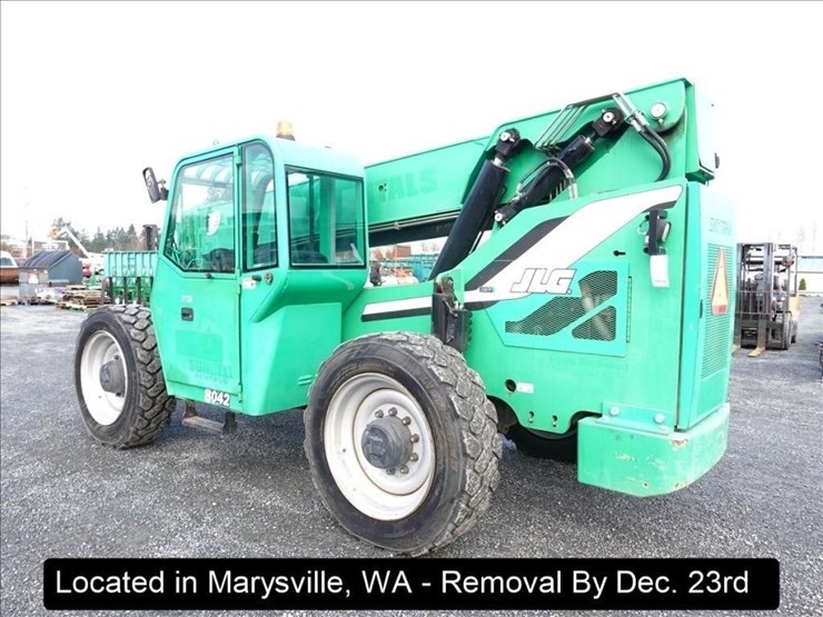 2012-jlg-8042-image-27