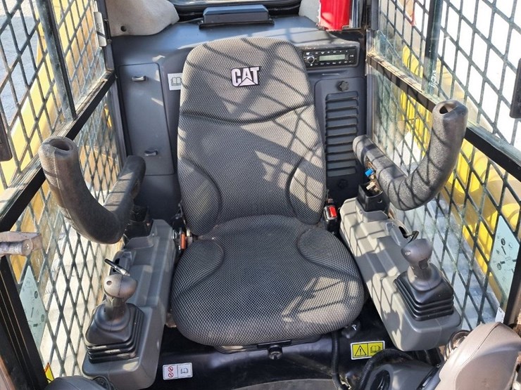 caterpillar-299d3-xe-image-21