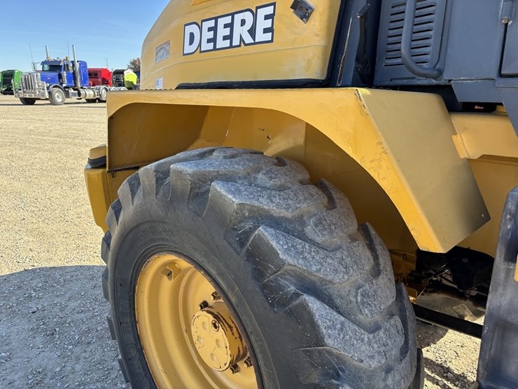 2003-deere-324h-image-20
