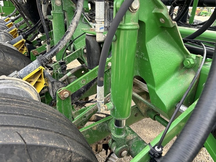 john-deere-1770nt-image-19