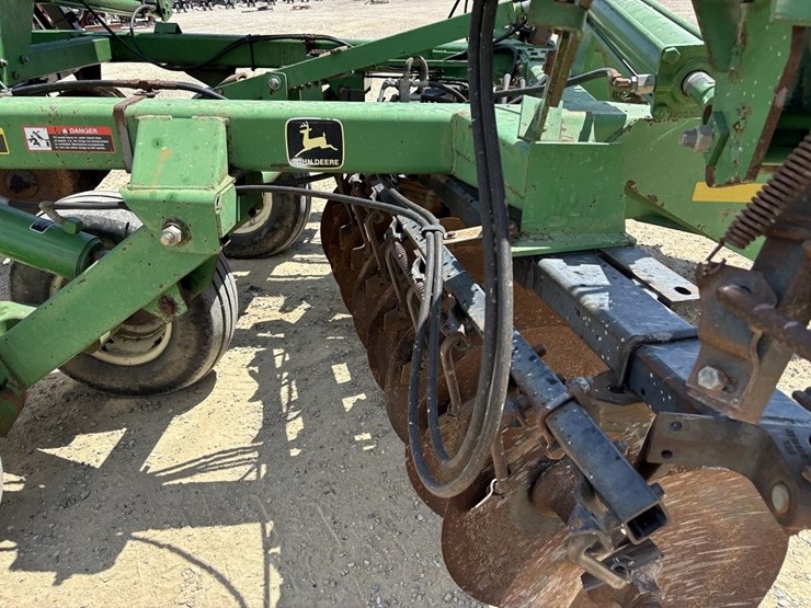 john-deere-637-image-16