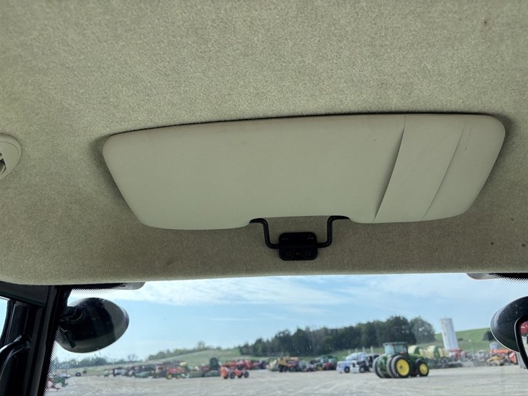 john-deere-3039r-image-35