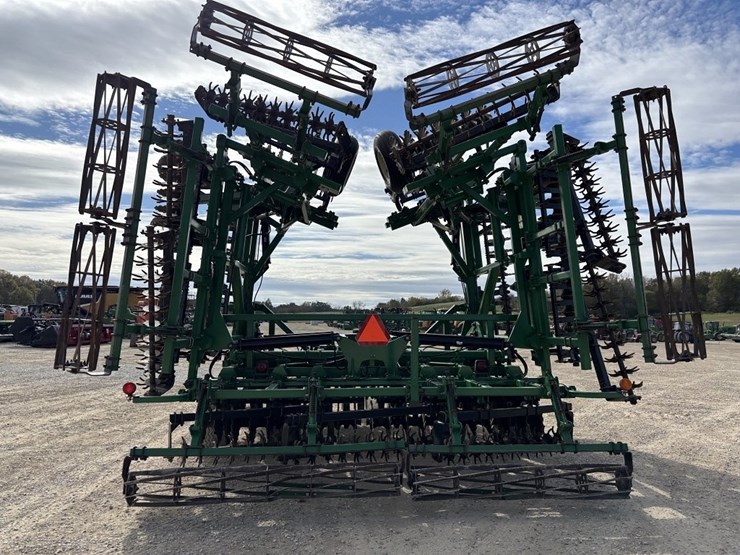 great-plains-4000tm-image-4