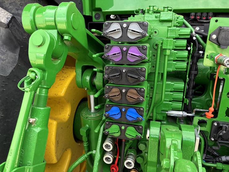 john-deere-8r-370-image-27