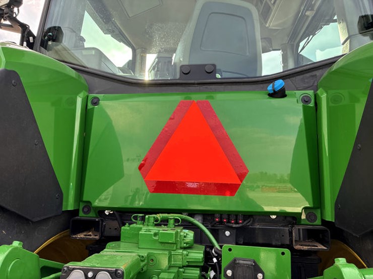 john-deere-8r-370-image-23