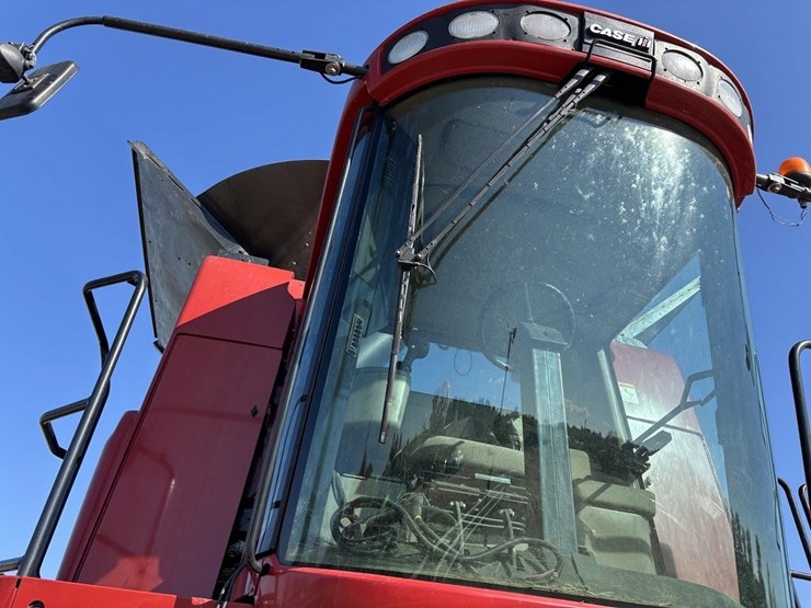 case-ih-6088-image-23