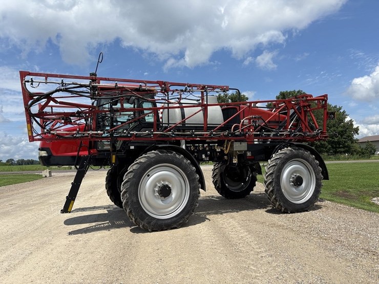 case-ih-3230-image-2