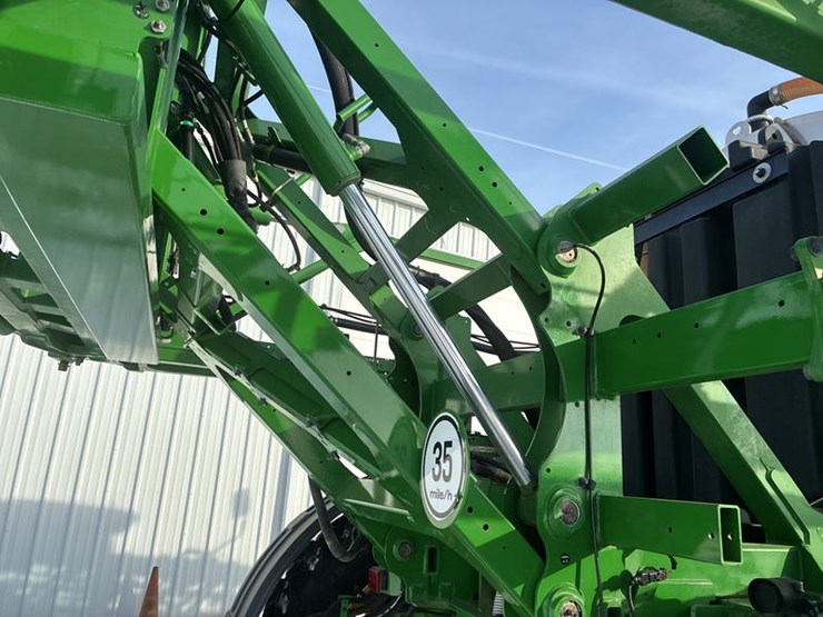 john-deere-r4038-image-31