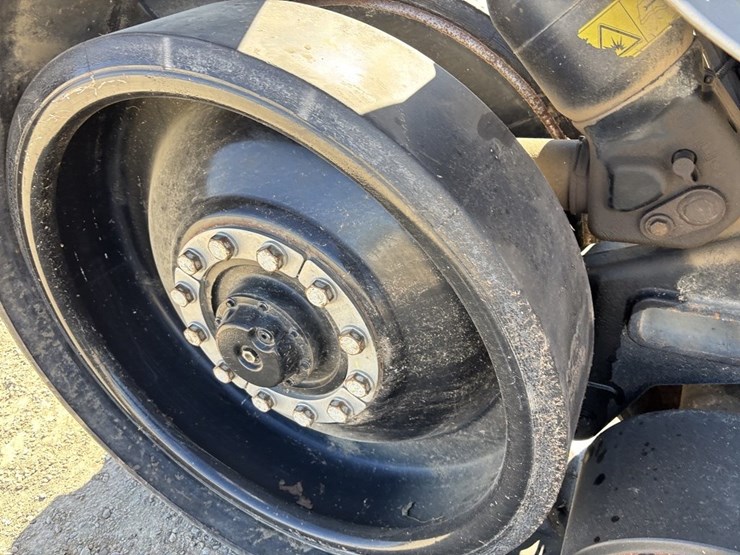 camso-agco-fendt-combine-tracks-image-16