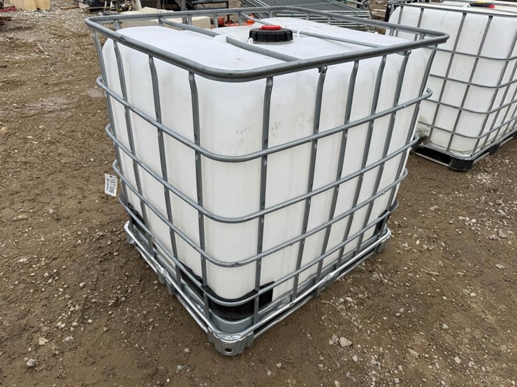 water-tank-tote-image-3