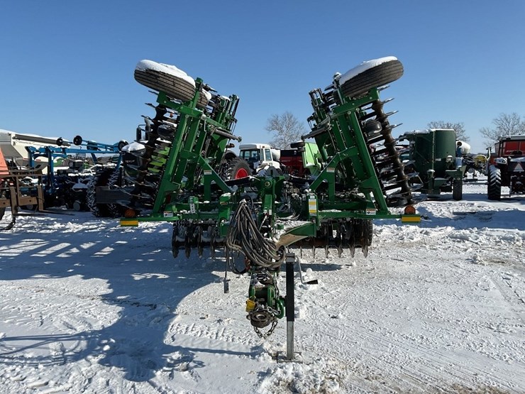 great-plains-h1100-25’-terramax-image-7