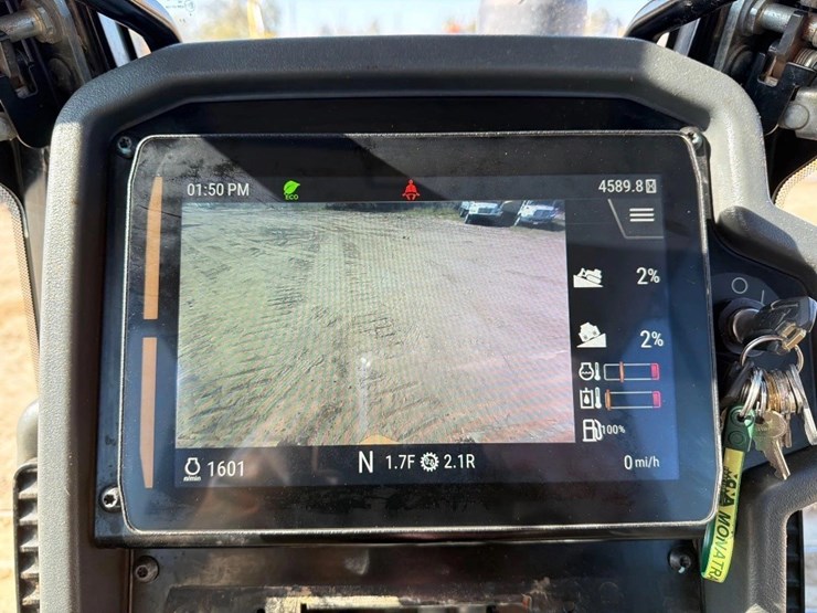 2021-caterpillar-d3-lgp-image-26