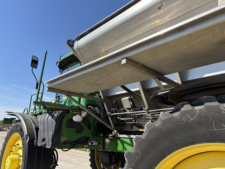 john-deere-r4045-image-40