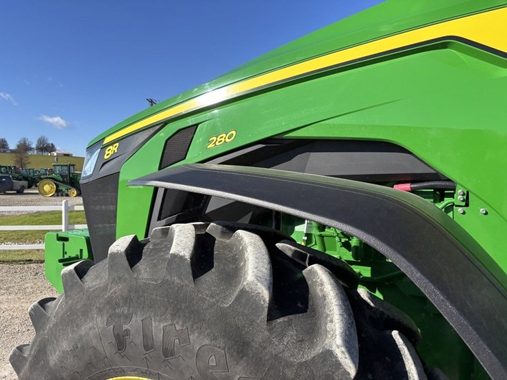 2022-john-deere-8r-280-image-34