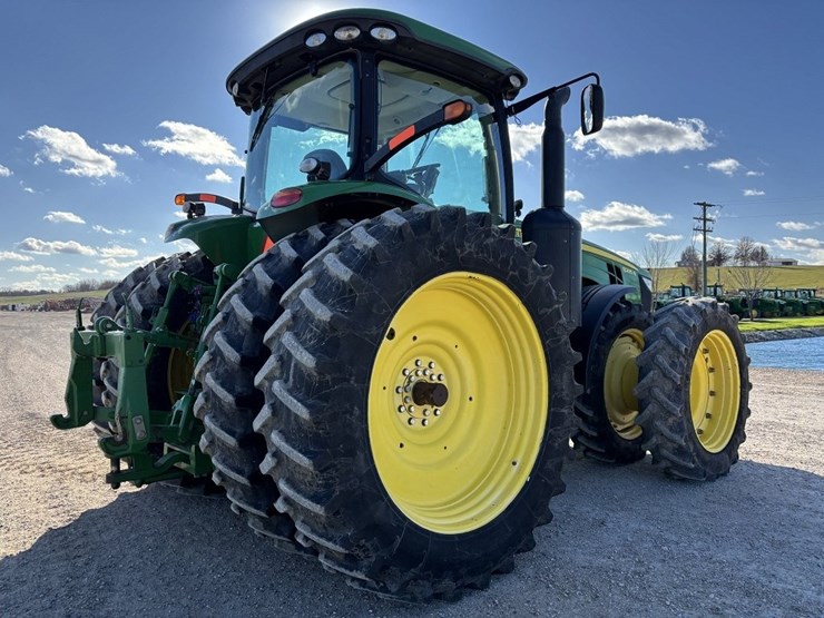 john-deere-8285r-image-5
