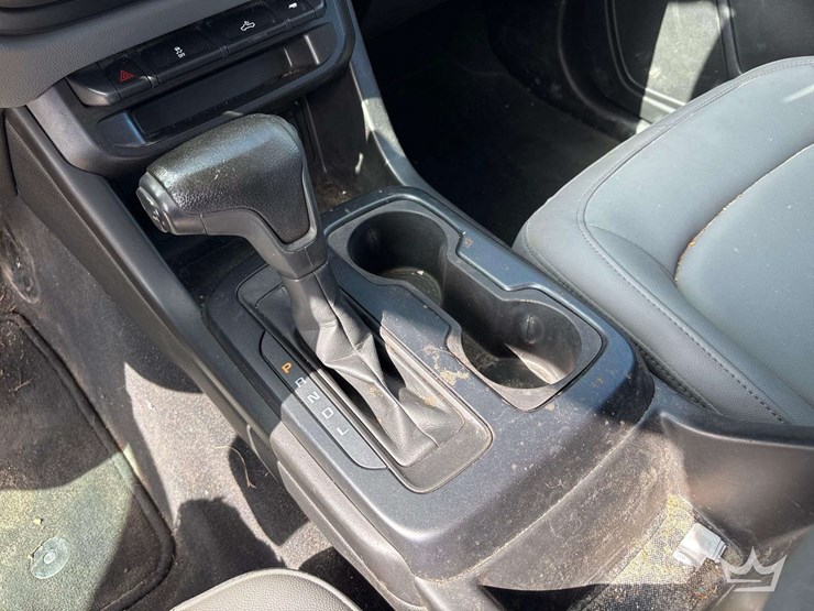 2021-chevrolet-colorado-image-22