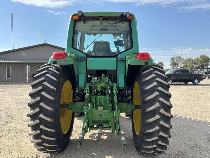 john-deere-7320-image-5