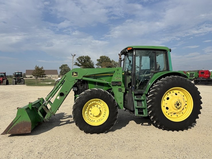 john-deere-7320-image-2