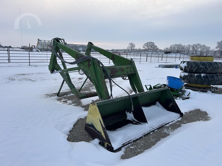 john-deere-loader-image-4