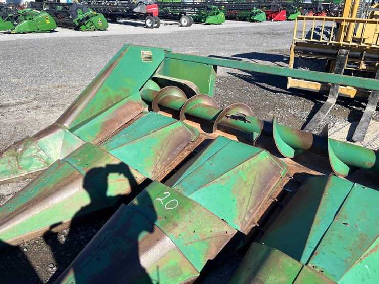 john-deere-444-image-4