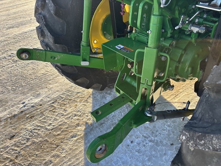 john-deere-4066r-image-21