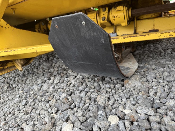 #111760-•-1999-nh-996c-#614214-image-9