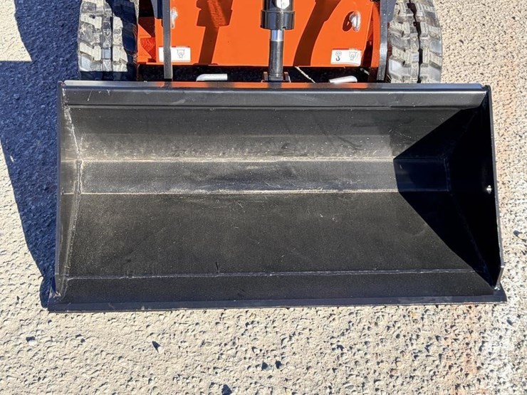 2025-sdlool-sl36c-skid-steer-image-5