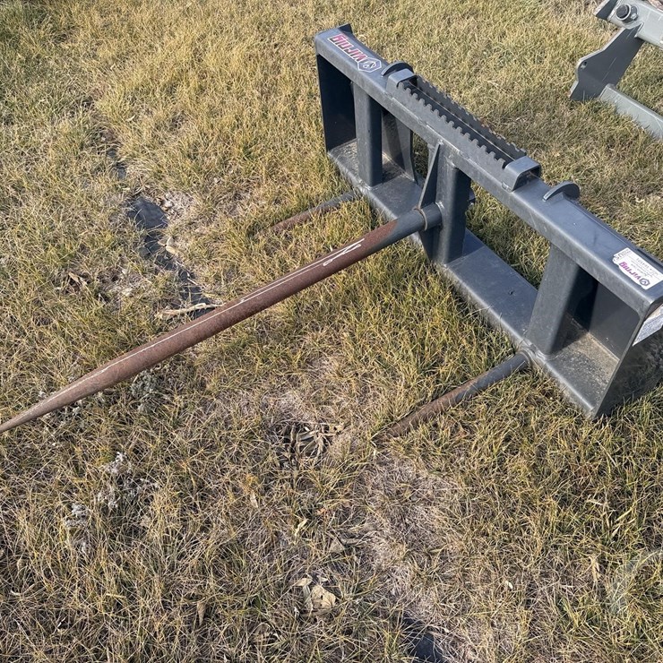 VIRNIG 3PT BALE SPEAR