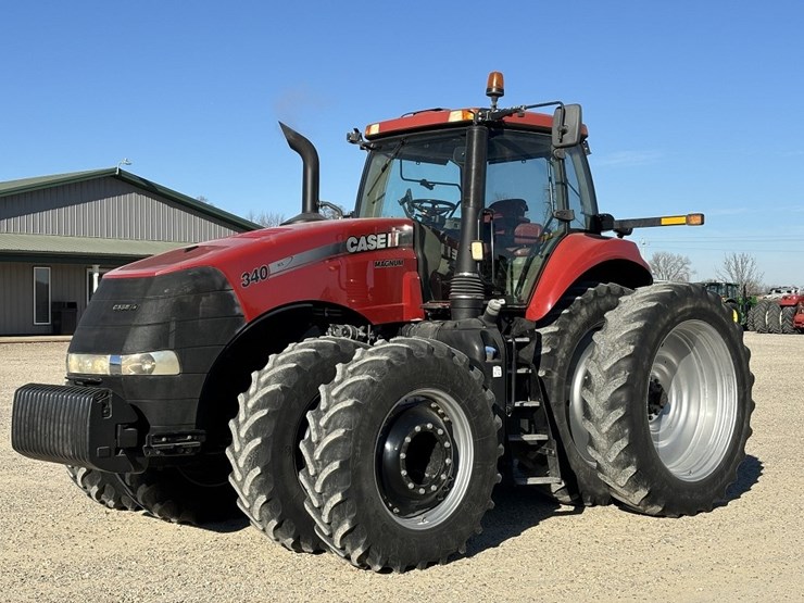 2014-case-ih-340-image-16