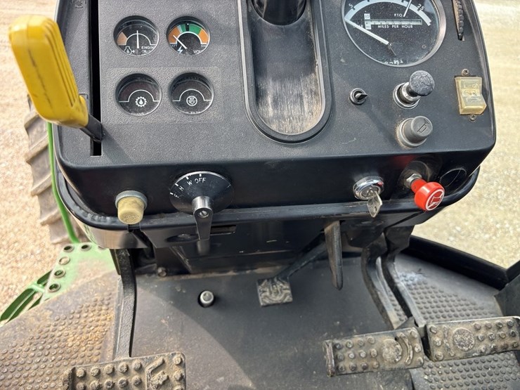 john-deere-4640-image-42