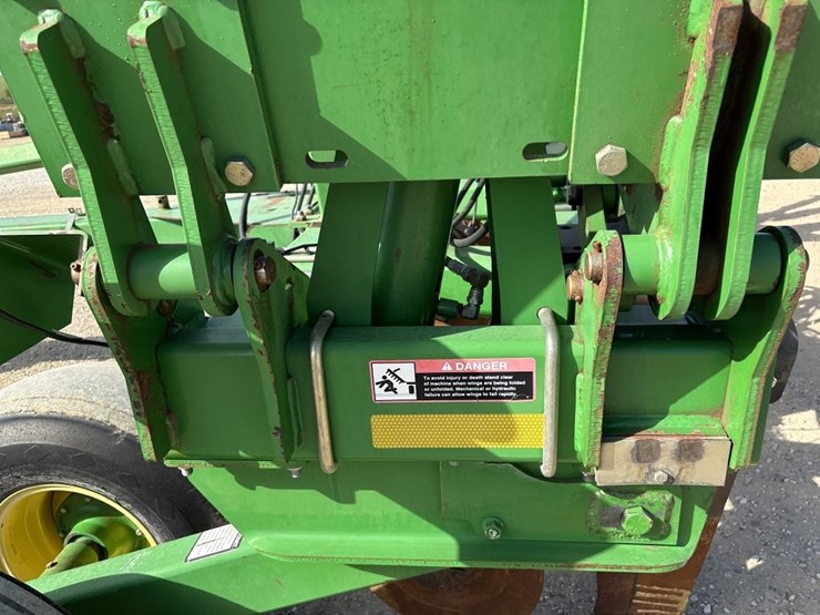 john-deere-2100-image-31
