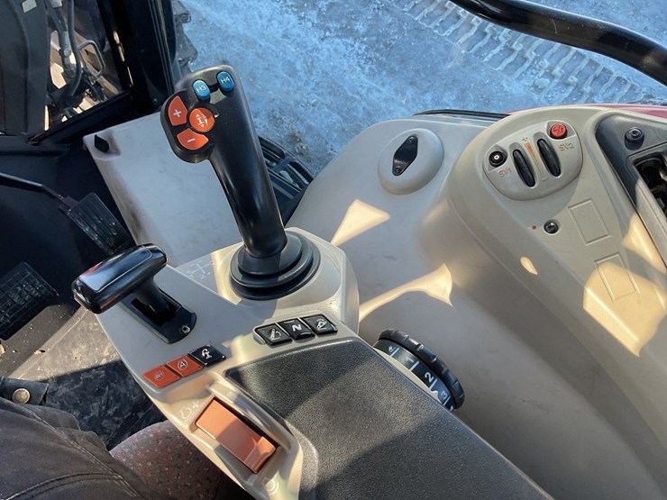 massey-ferguson-5613-image-22