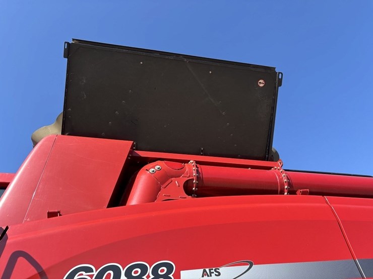 case-ih-6088-image-76