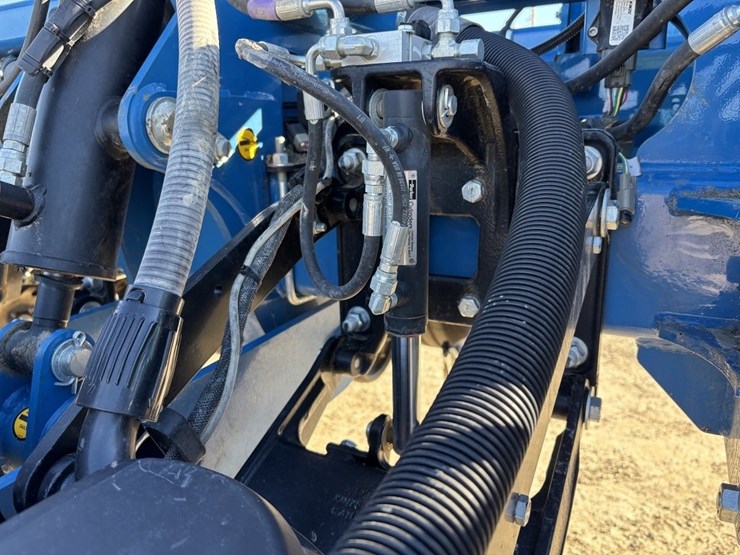 2024-kinze-5900-image-14