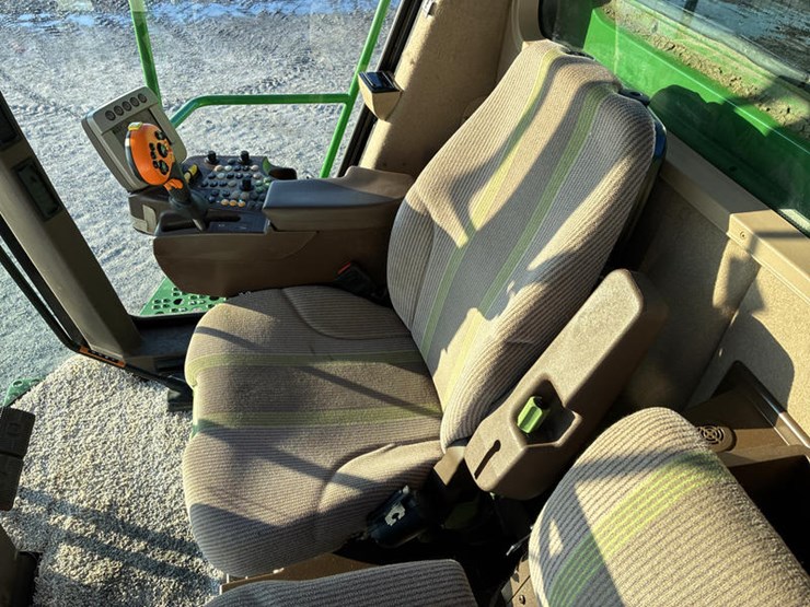 john-deere-9870-sts-image-99