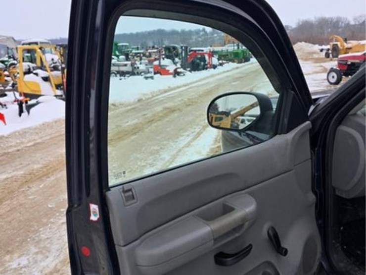 2008-chevrolet-2500-image-12