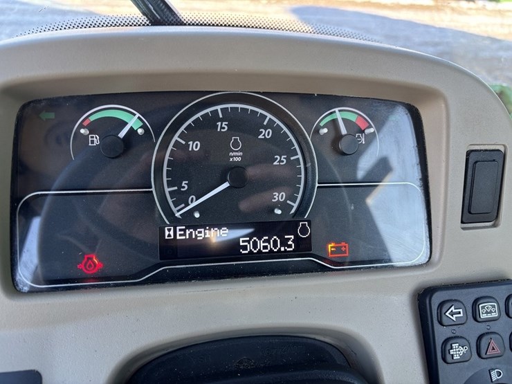 john-deere-4066r-image-46