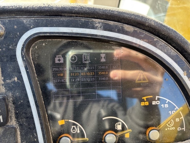 jcb-536-60-agri-image-36