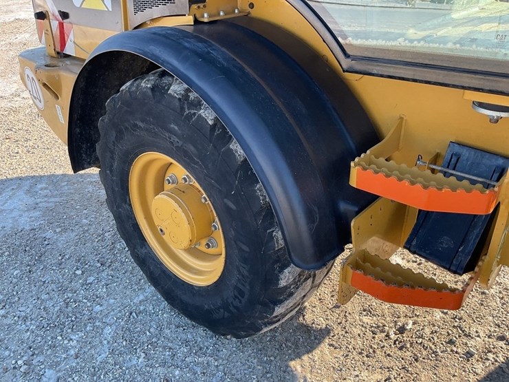 john-deere-6000-image-11