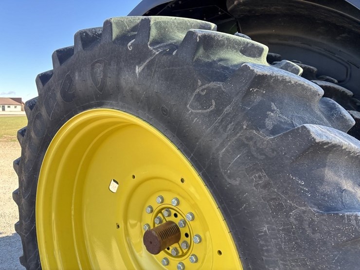 2022-john-deere-8r-280-image-18