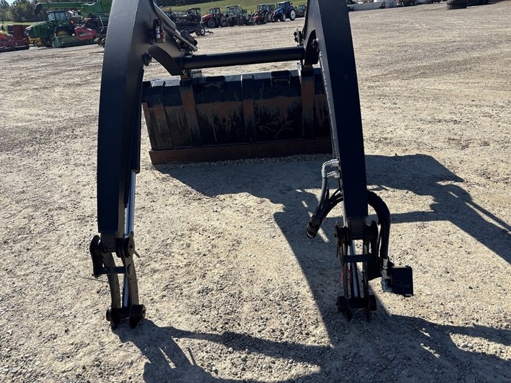 john-deere-6100-image-4