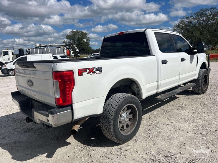 2018-ford-f250-image-3
