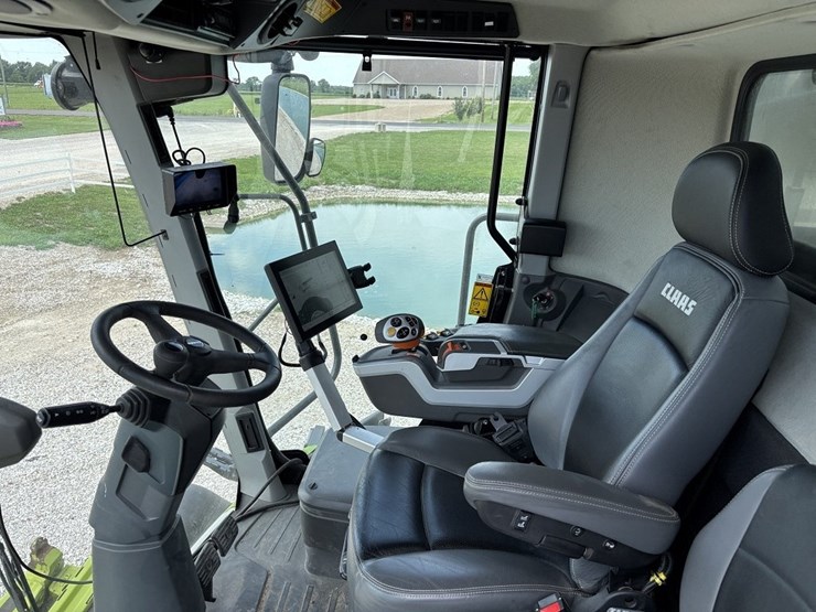 claas-lexion-8600tt-image-42