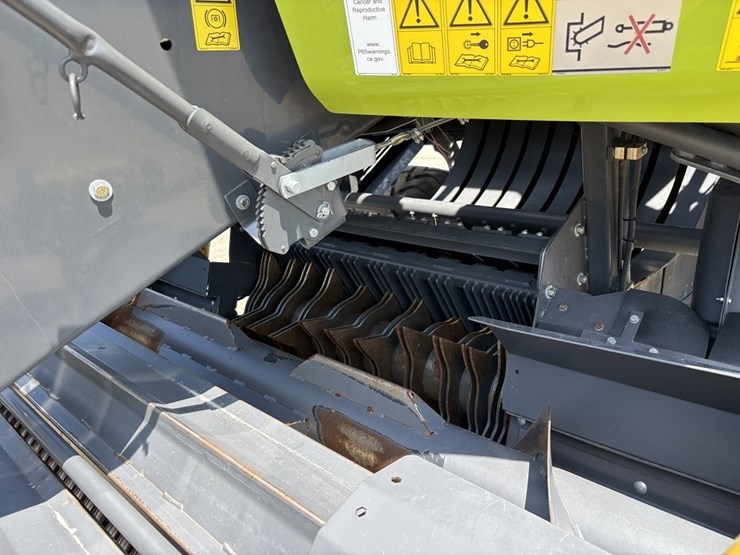 2018-claas-quandrant-5300rf-large-square-baler-image-43
