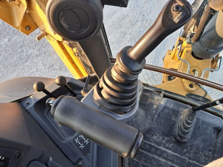 2022-deere-410l-image-20