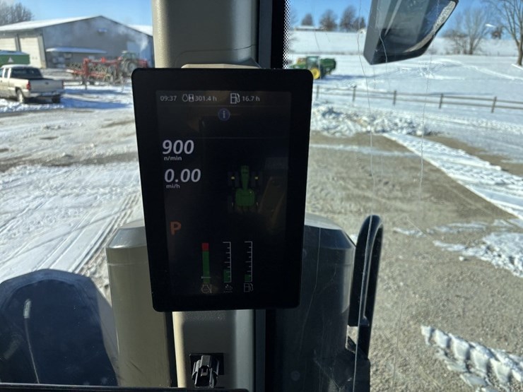 john-deere-8r-410-image-42