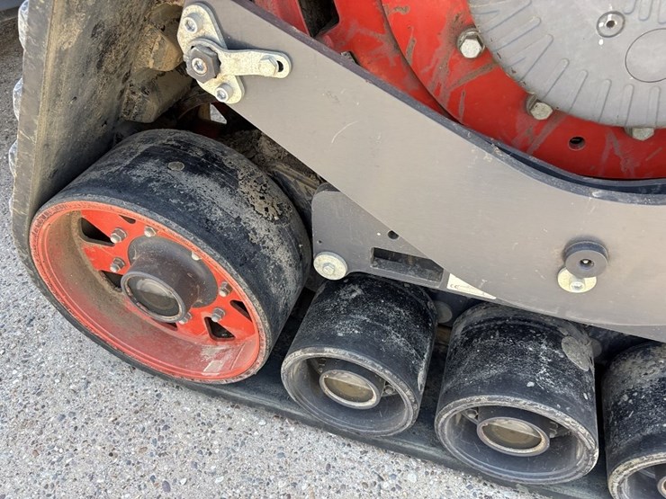 claas-xerion-5000-image-16